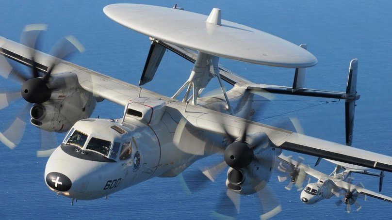 Самолеты e-2c Hawkeye