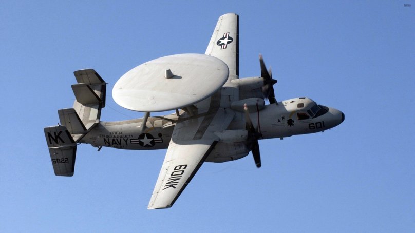 ДРЛО Grumman e-2 Hawkeye