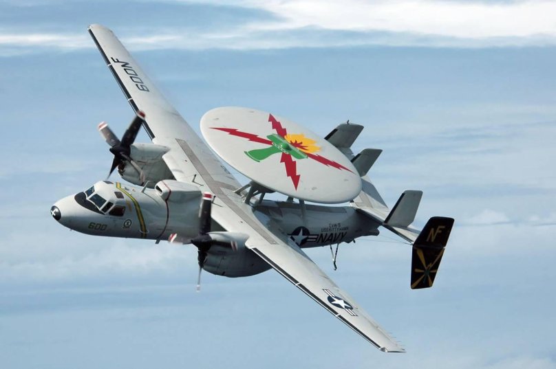 Самолеты e-2c Hawkeye