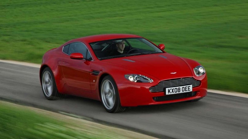 Aston Martin v8 Vantage 2008