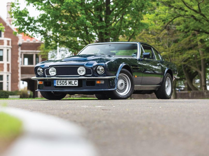 Aston Martin v8 Vantage 1985