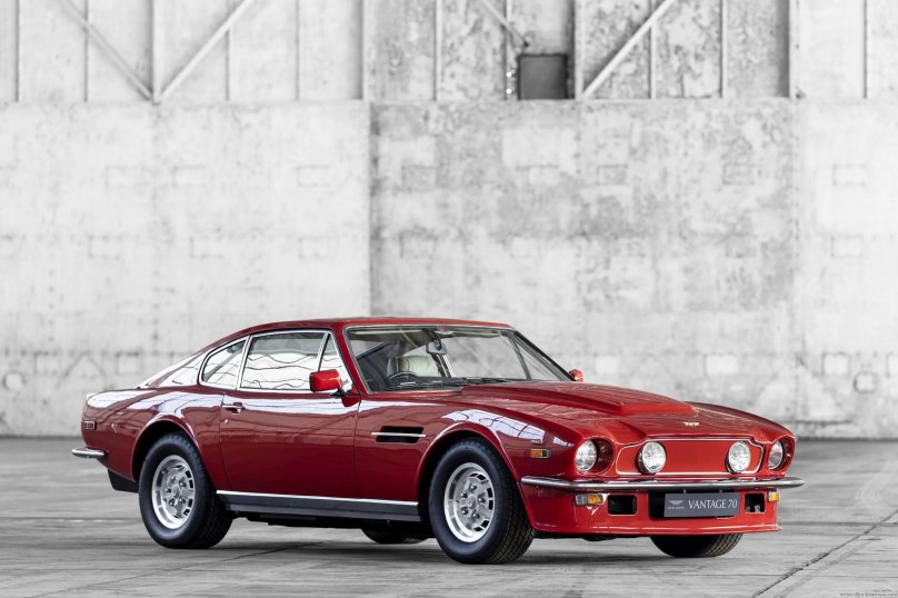 Aston Martin v8 Vantage 1978
