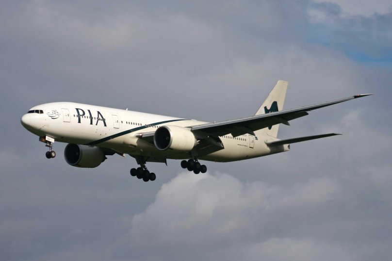 Boeing 777-200lr Pakistan International Airlines