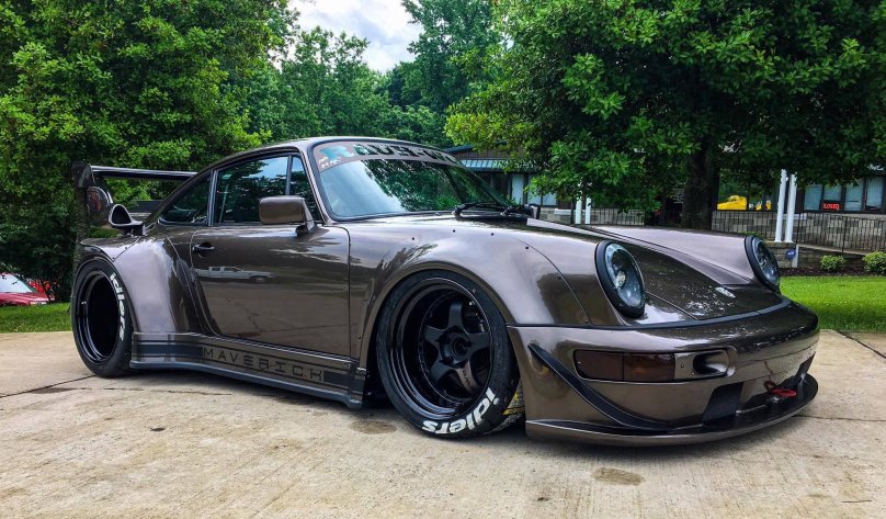 Порше 911 RWB