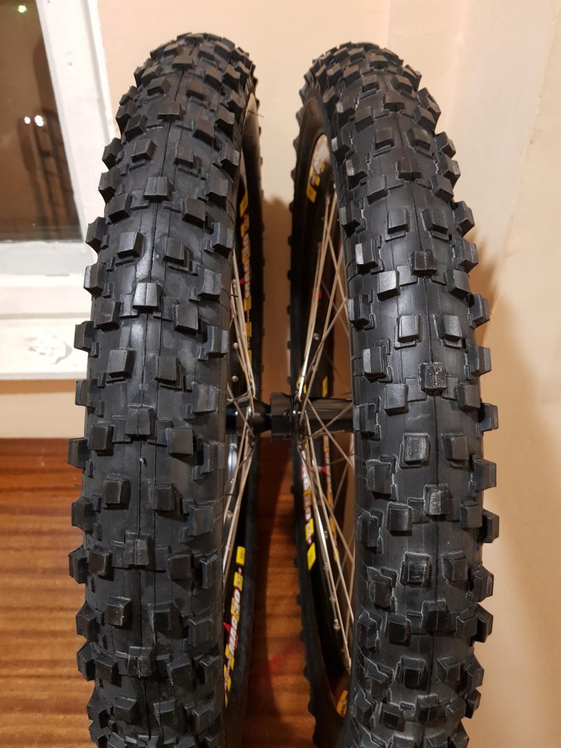 Покрышка duro Leopard 26 3.0