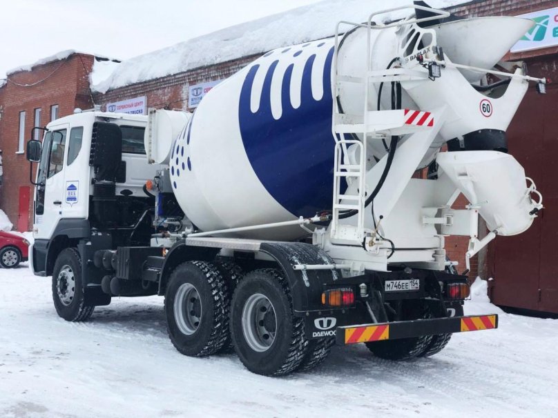 Автобетоносмеситель Daewoo Novus (7 куб)