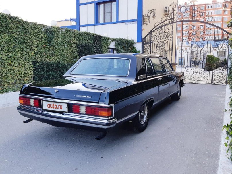 ГАЗ-14 Чайка чёрная