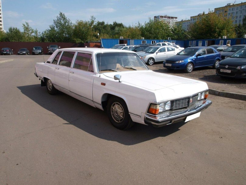 ГАЗ-14 Чайка белая