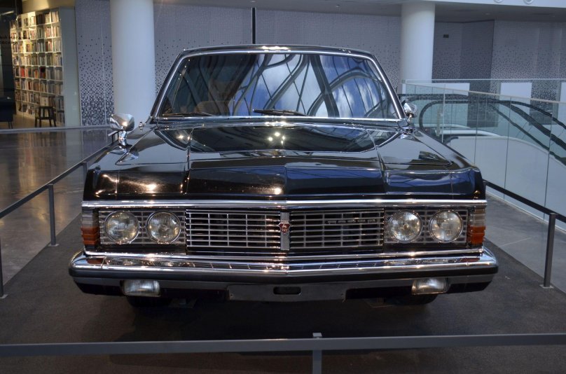 ЗИЛ Чайка 14