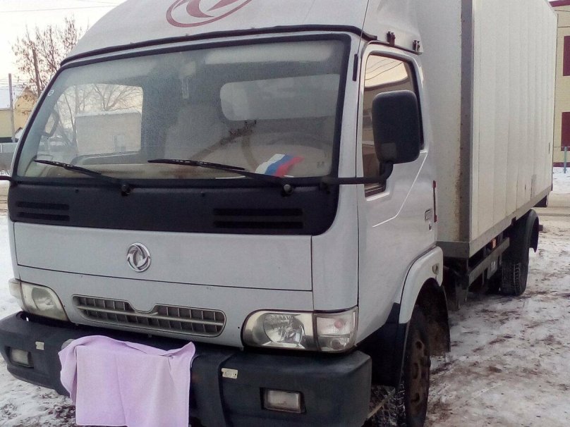 Донг Фенг 1063