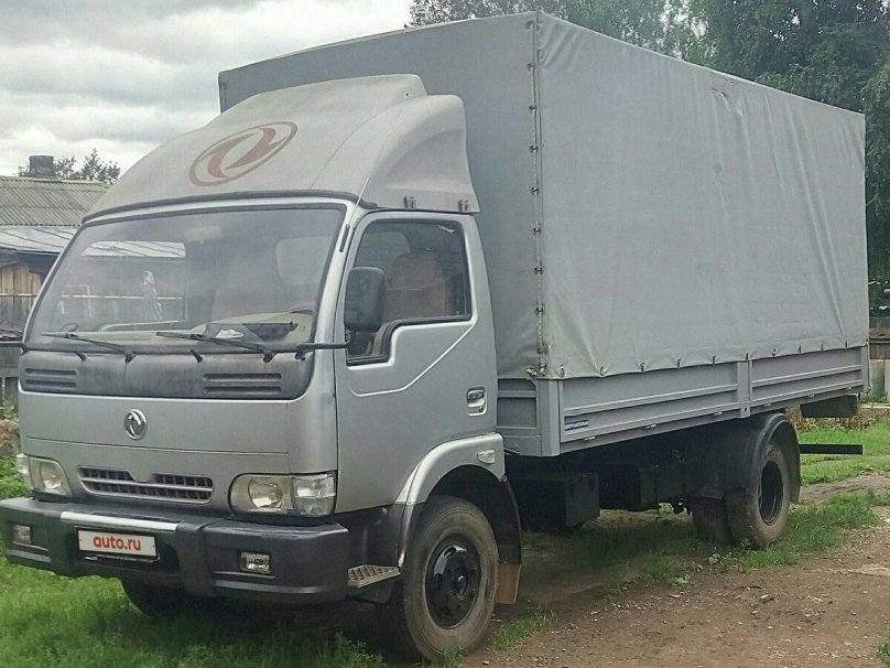 Грузовик Dongfeng DFA-Series