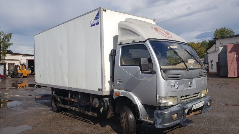 Dongfeng DFA 1062