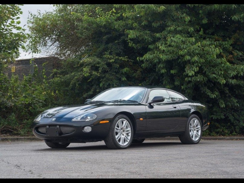 Ягуар XKR 2001