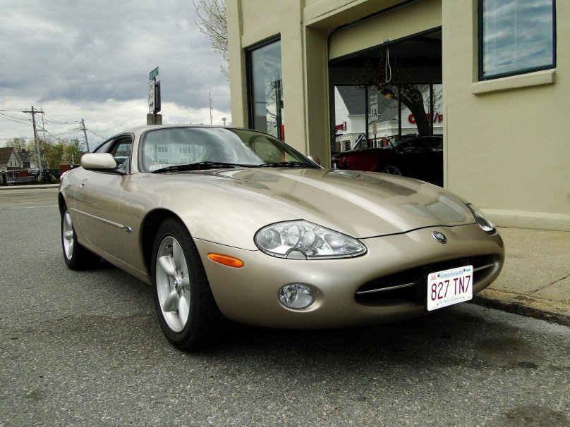 1999 Jaguar xk8 Coupe