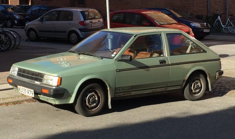 Nissan Cherry 1982