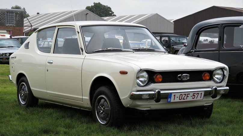Nissan Datsun 100a