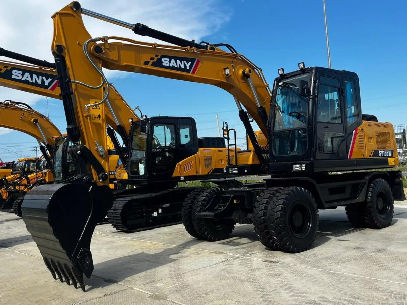 Экскаватор погрузчик sany