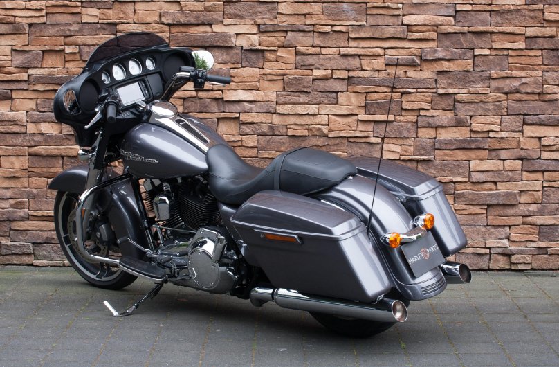 Харлей Дэвидсон Street Glide