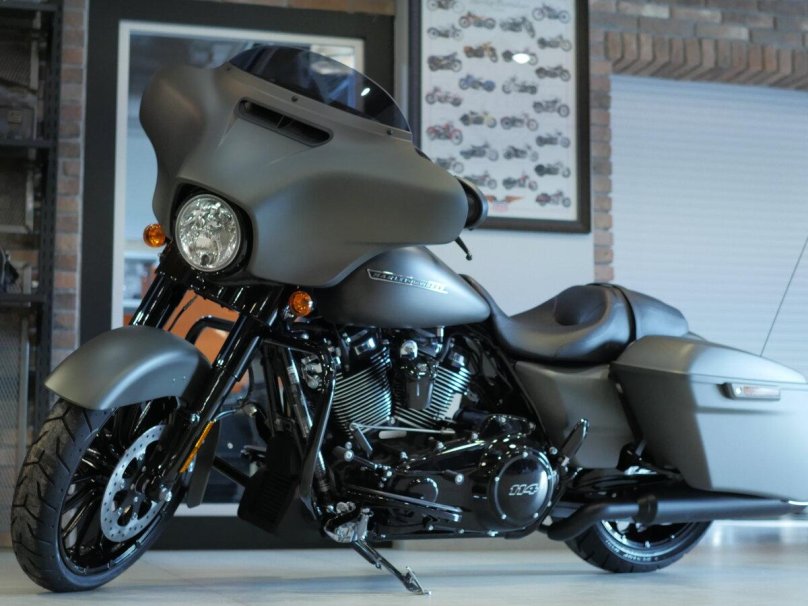 Харлей Дэвидсон стрит Глайд