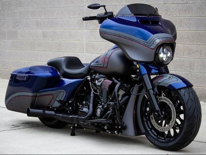 Harley Street Glide