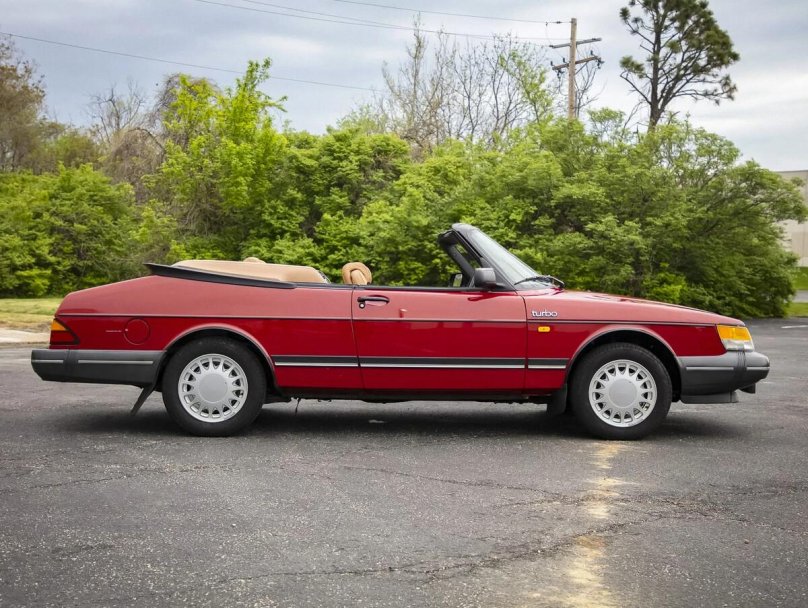 Кабриолет машина