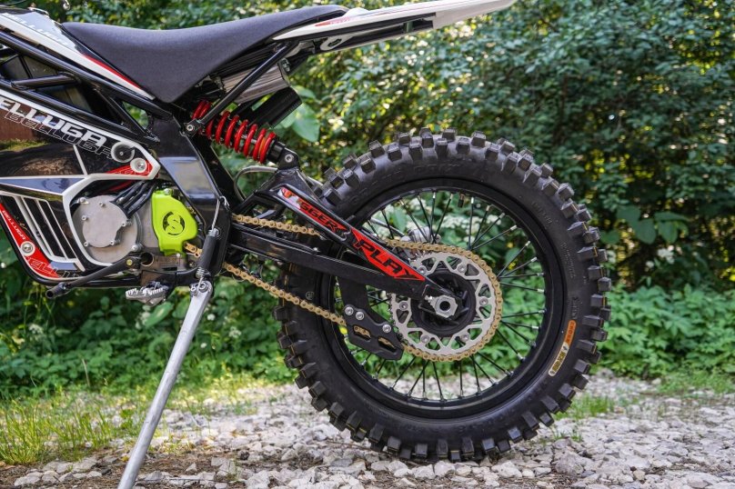 Электромотоцикл White Siberia Belluga 6000w