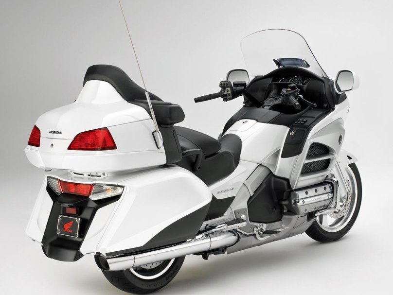 Мотоцикл Honda Gold Wing gl1800