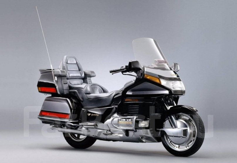 Хонда Голд Винг 1500