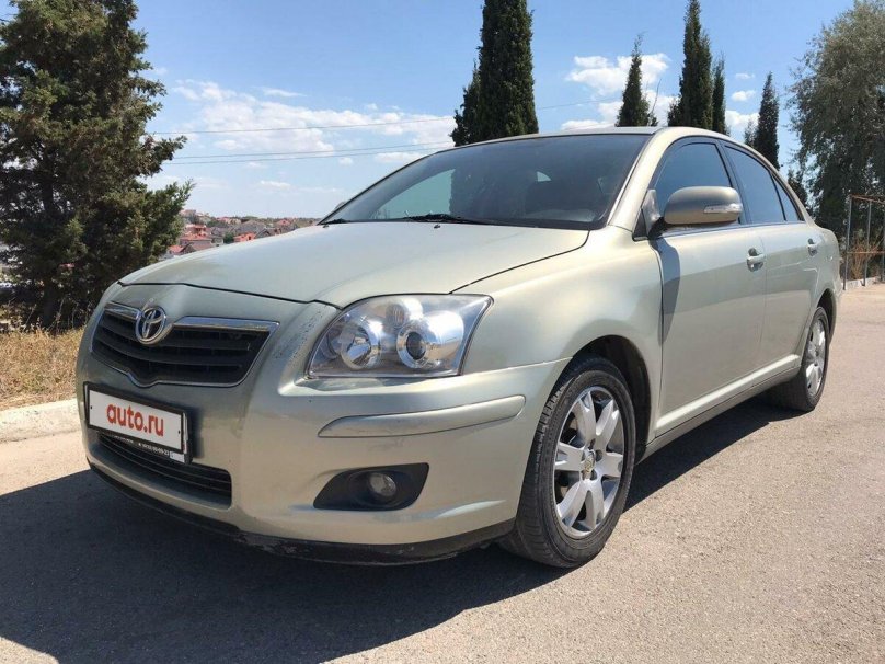 Тойота Авенсис 2008 серебристая