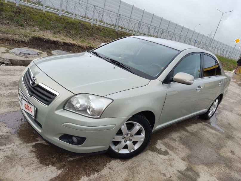 Тойота Авенсис 2008