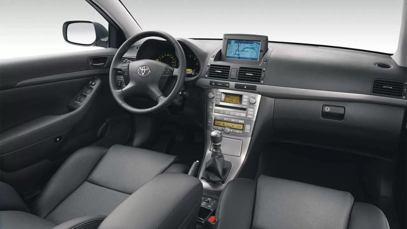 Toyota Avensis 2007 салон