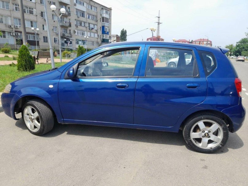 Шевроле Авео хэтчбек 2005