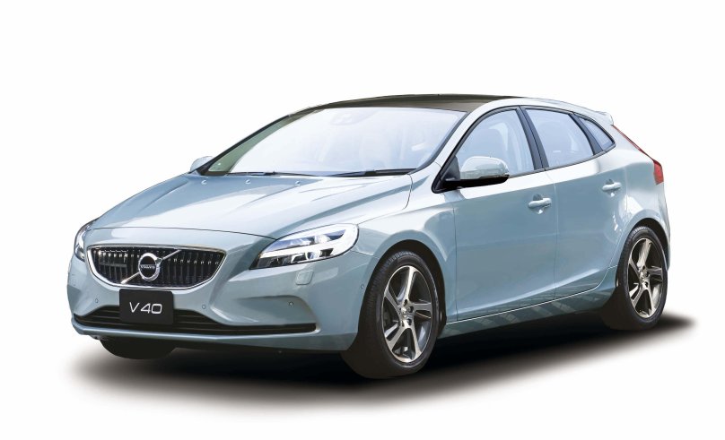 Volvo v40 II