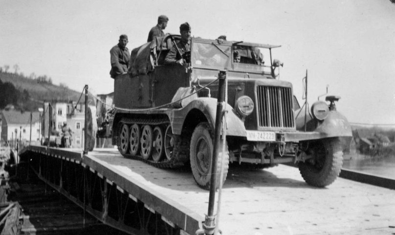 Тягач SD KFZ 11