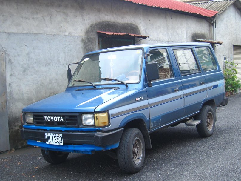 Тойота Zace