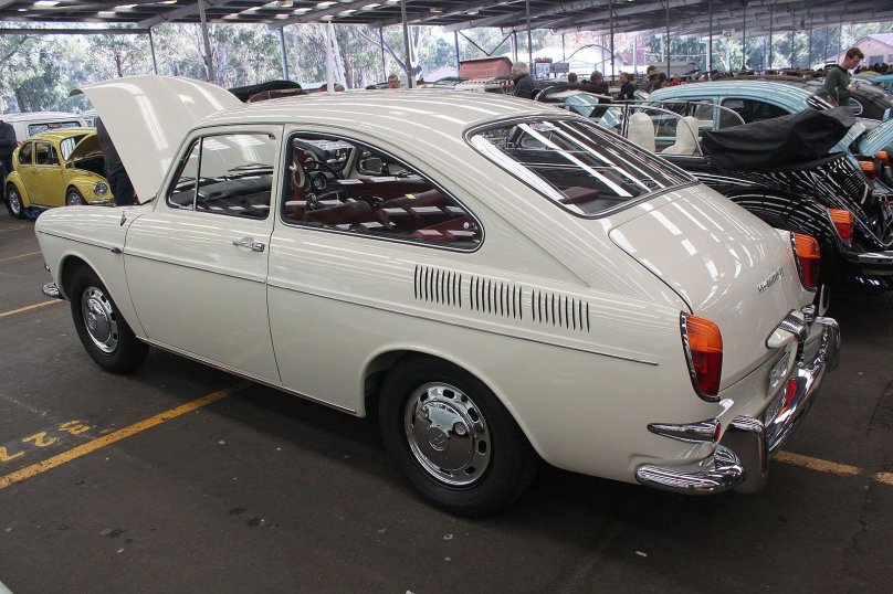 Фольксваген 1600 Фастбэк