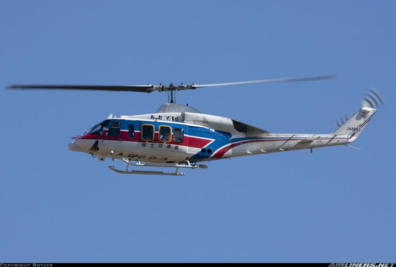 Bell 214st super transport