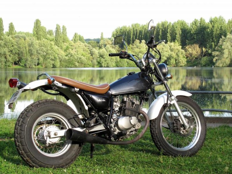 Suzuki van van 200 Custom