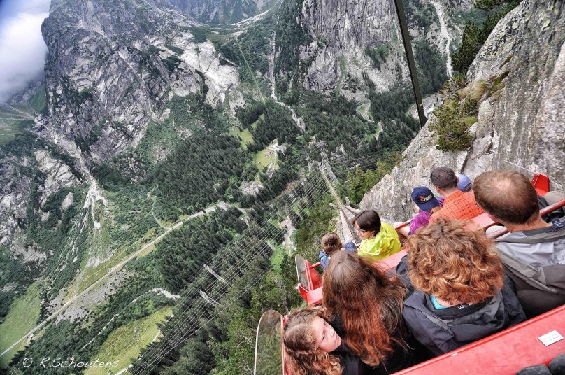 Гельмербан Швейцария фуникулёр