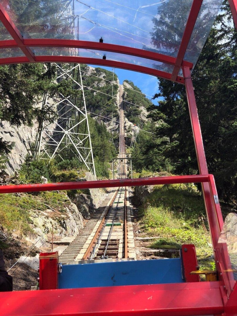 Гельмерский фуникулёр в Швейцарии