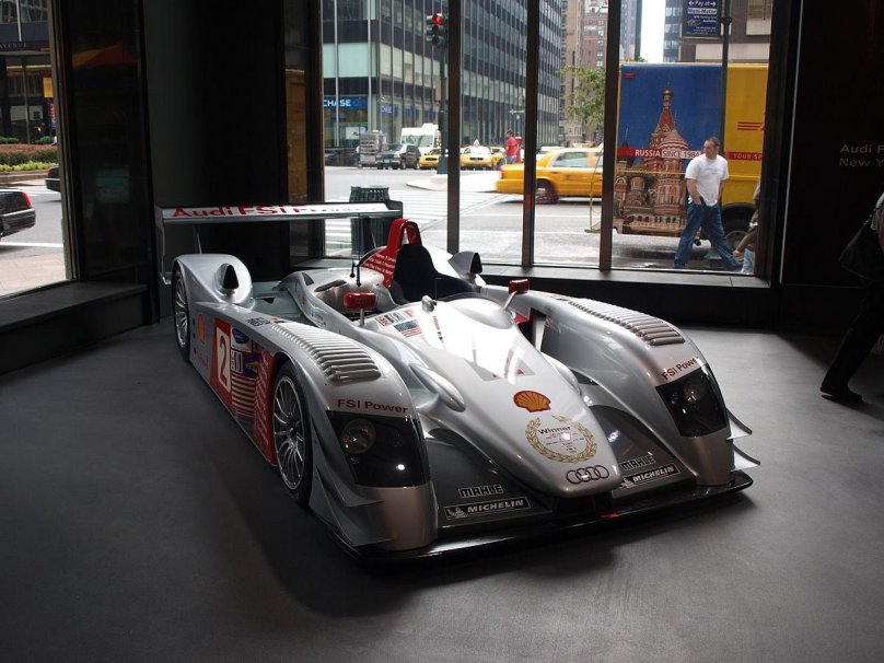 Audi r8 2000 Ле ман