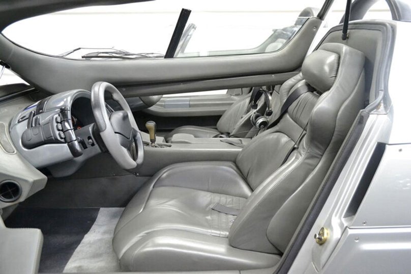 Italdesign Aztec салон