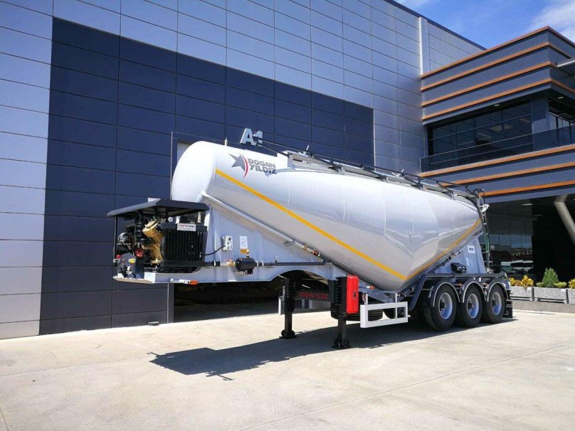 Цементовоз v 34