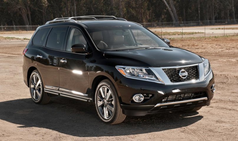 Nissan Pathfinder r52