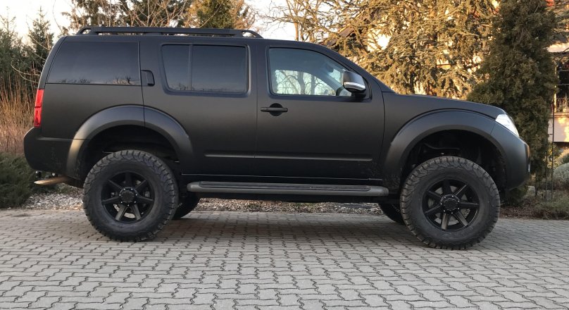 Nissan Pathfinder r51 off Road