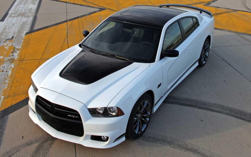 Dodge Charger srt8 2014