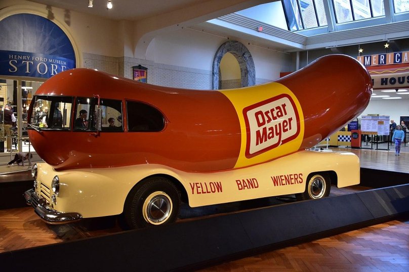 Oscar Mayer Wienermobile