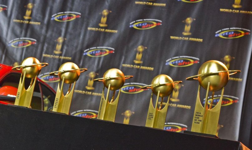 Всемирный автомобиль года