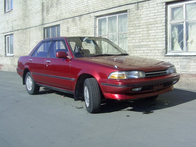 Toyota Carina 1990
