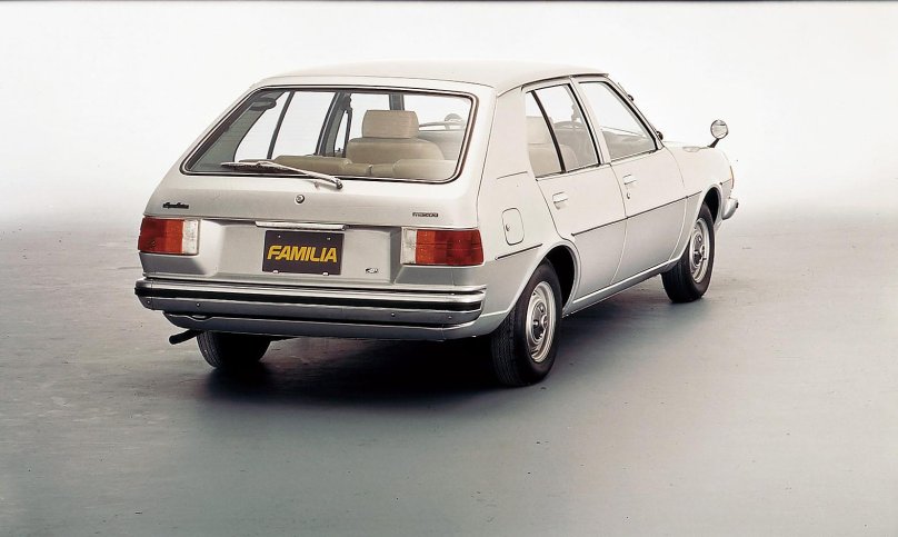 Mazda familia 1977